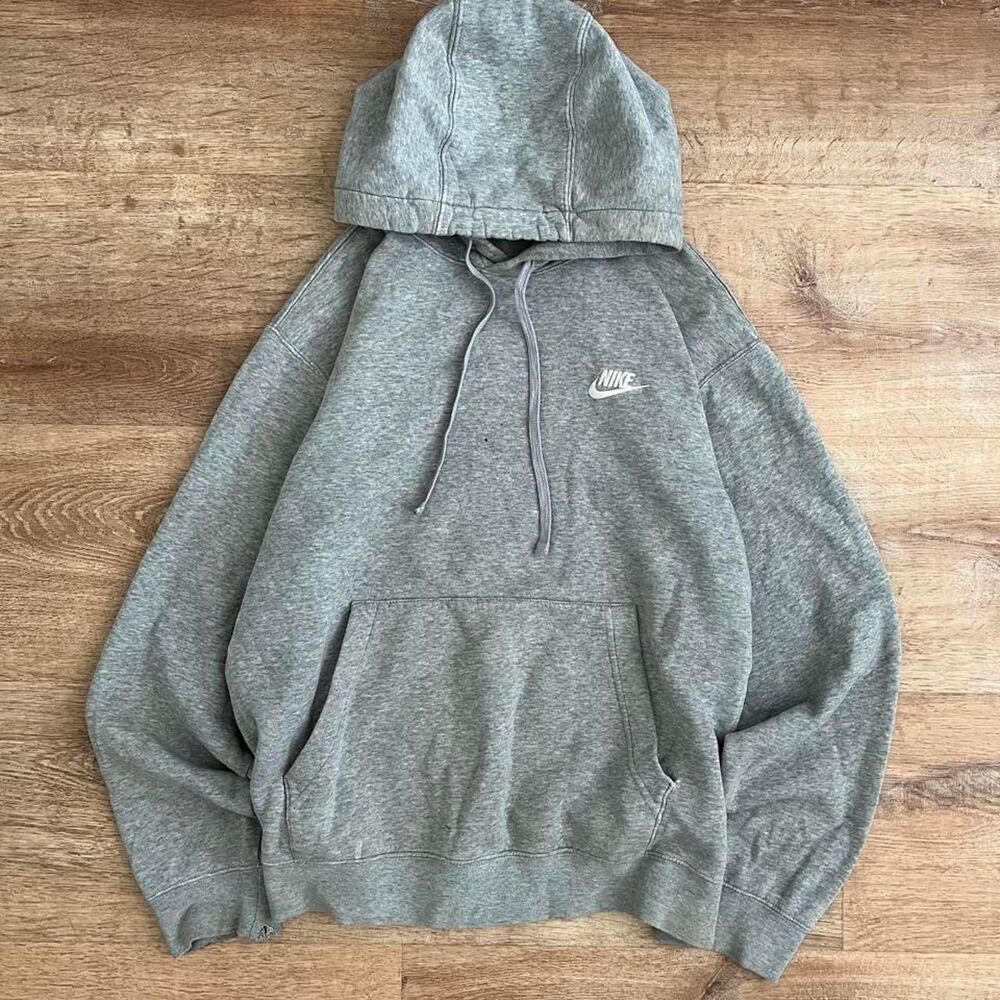 Nike Men's Grey Hoodie